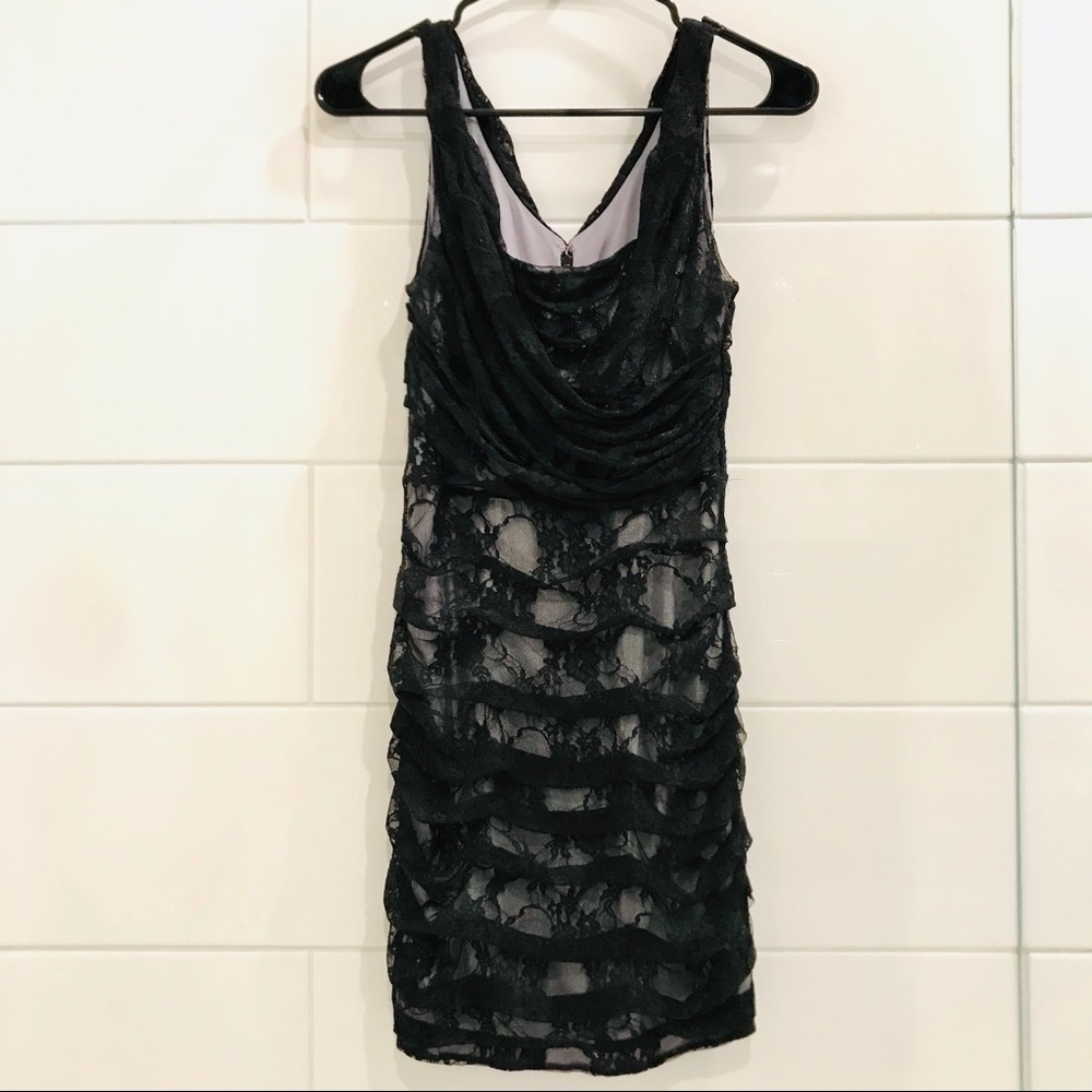 Express - Lace Dress - Picture 6 of 9